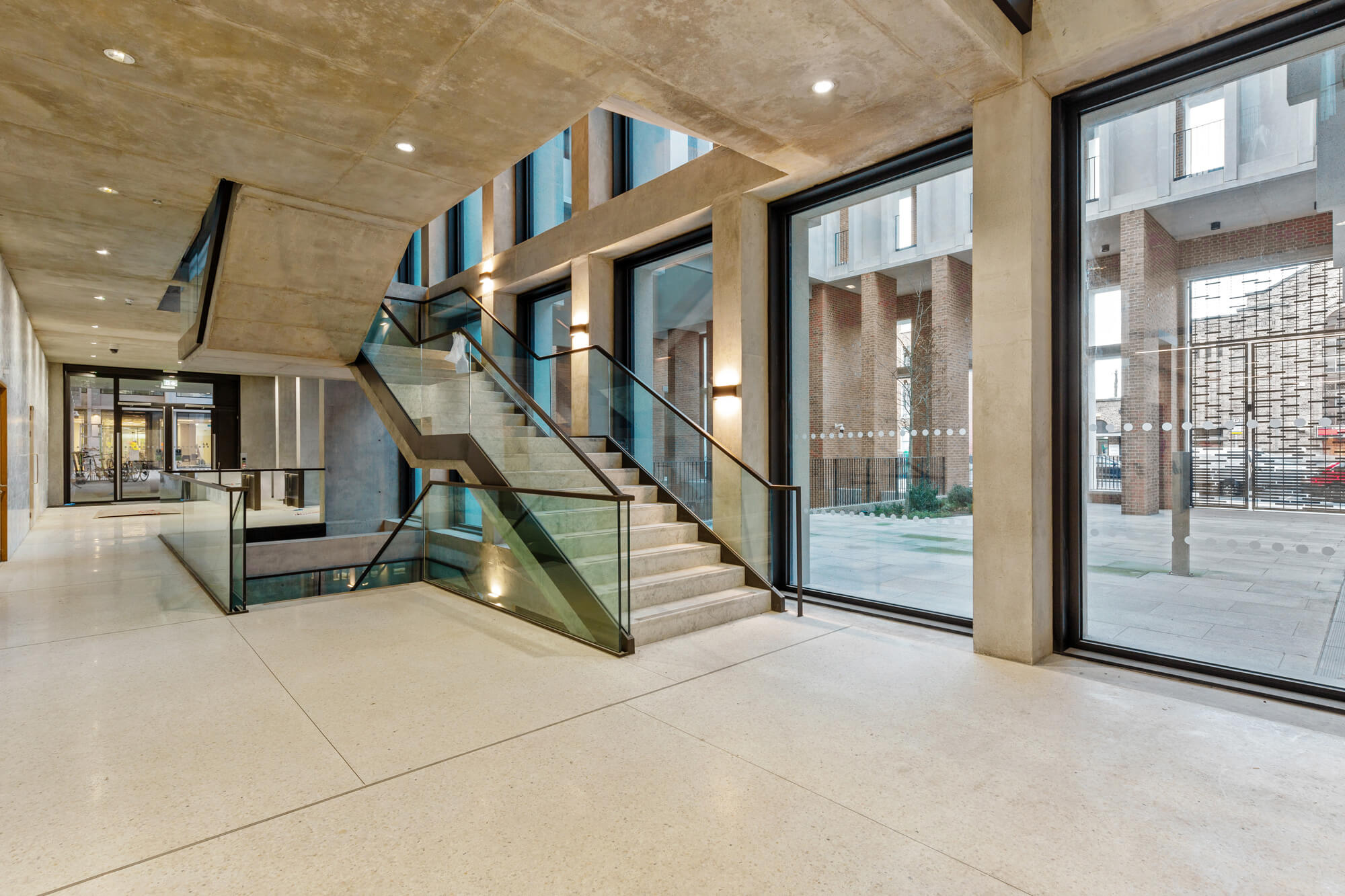 Fitzwilliam 28 - Foyer